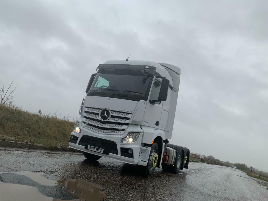 Mercedes Benz Actros Stream Space 2545